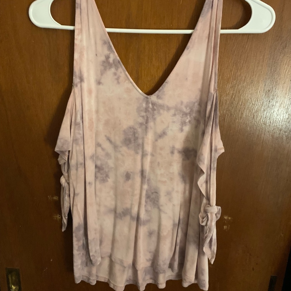 American Eagle top